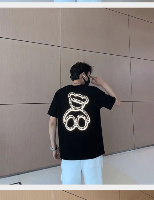 湯河之家 2021夏季小熊反光T恤，青春潮流的時(shí)尚宣言